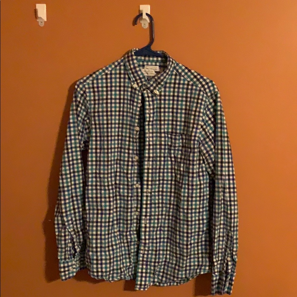 Old navy button down shirt